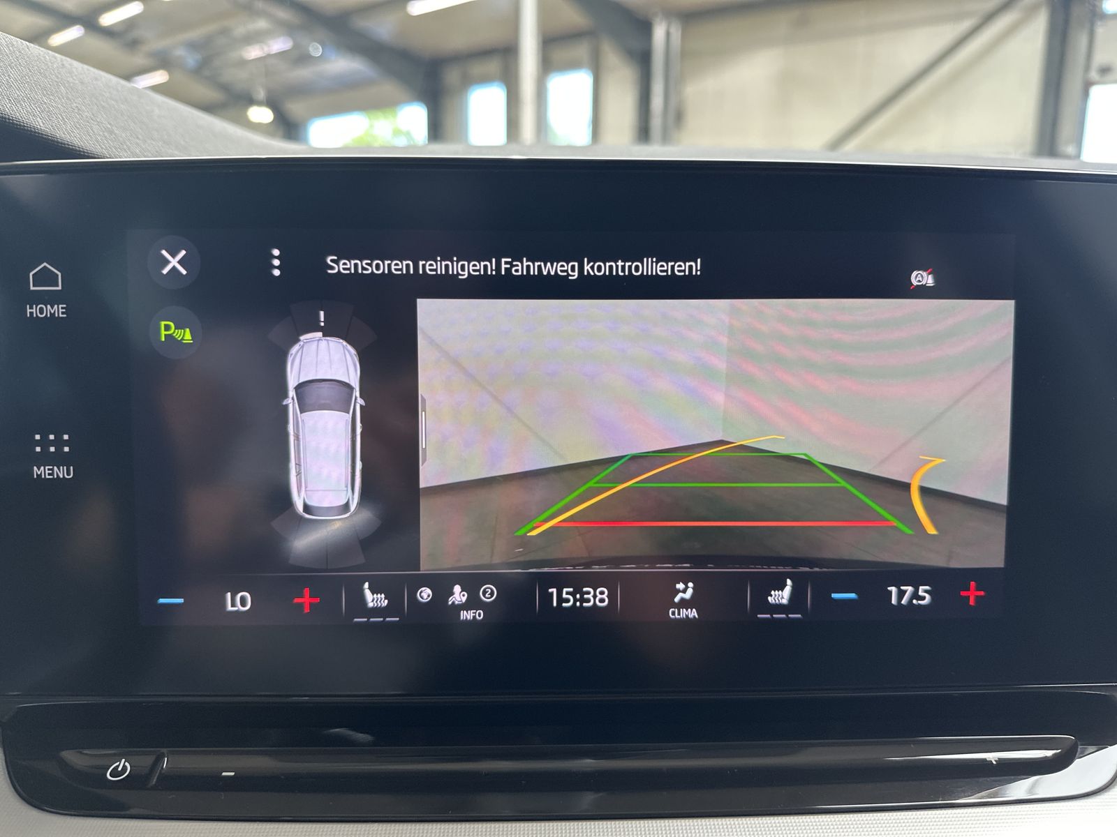 Fahrzeugabbildung SKODA Octavia Combi Clever 4x4 NAV+LED+ACC+HEAD-UP+VC