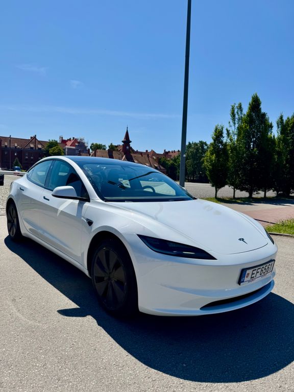 Image of Tesla Model 3