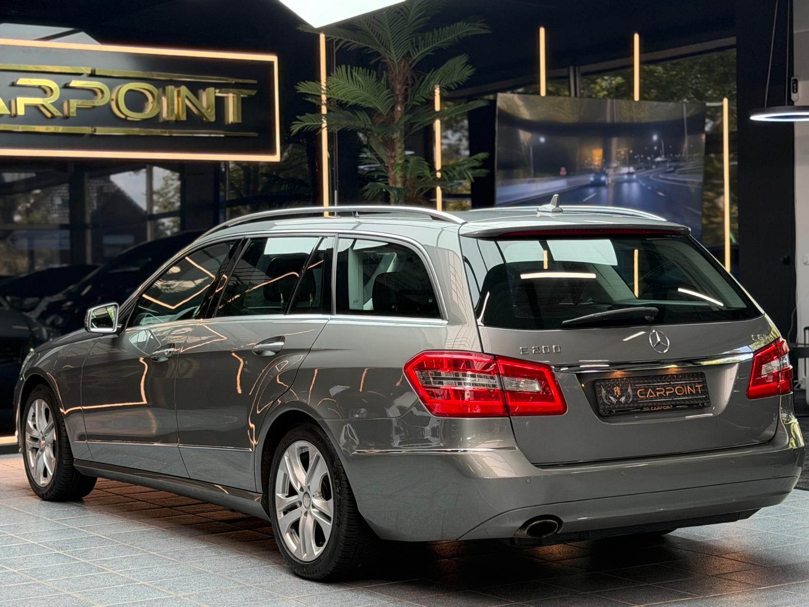 Mercedes-Benz E 200 E T-Modell  BlueEfficiency/LED/T-Leder/BT