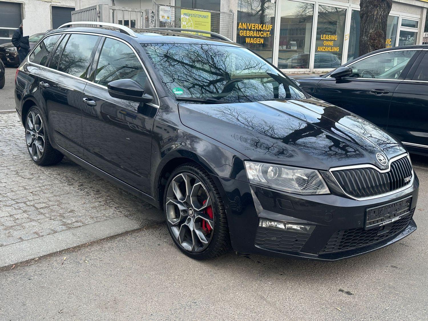 Skoda Octavia 2.0TDi RS DSG Panorama-Acc-Navi-Lane-Key