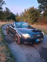 Audi TT Roadstar 8-Fach bereift, TÜV neu - Audi R8 in Dortmund