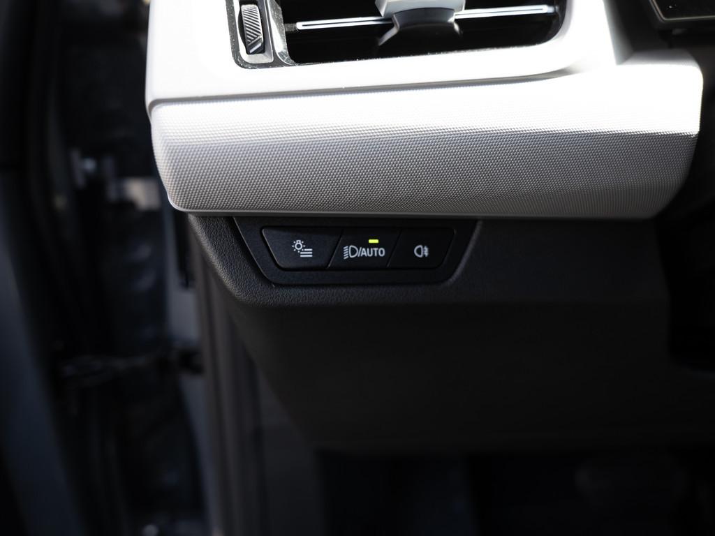 BMW 220 Active Tourer AHK LED NAVI KAMERA SHZ PDC, миниатюра 27