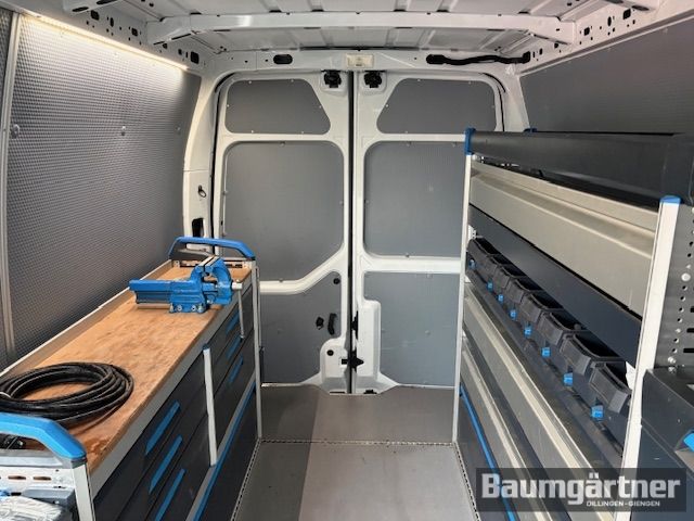 Fahrzeugabbildung Renault Master Kasten dCi 130 L3H2 3,5t 4x4 Sortimo/AHK