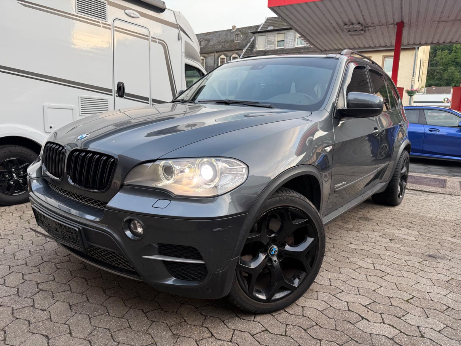 BMW X5 xDrive40d Sportpaket Panorama Komfort HU-NEU