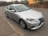Lexus IS 300 2.5 300h Automatik - - silberne Lexus IS-Serie