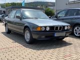 BMW 735i  E32 Fahrzeug aus Sammlung - BMW 735: 735i