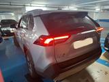Toyota Rav4 2.5 Dynamic Business 4x4 - gebrauchte Toyota RAV 4 aus dem Jahr 2023