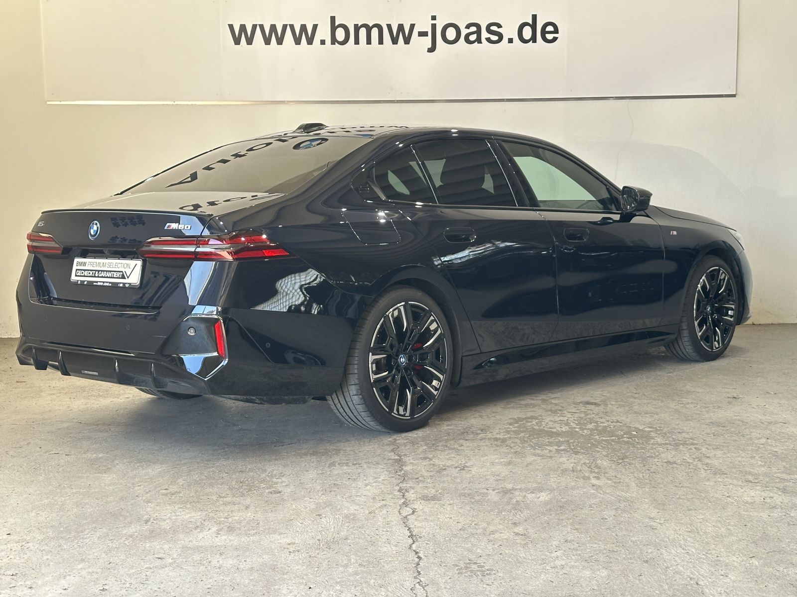 Fahrzeugabbildung BMW i5 M60 xDrive Sportpaket Sitzbelüftung Bowers &