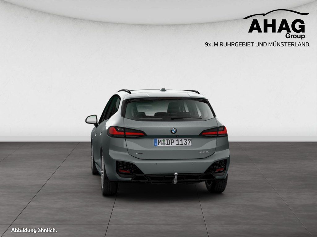 BMW 223 Active Tourer - Bild 7
