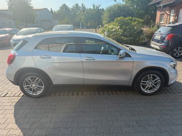 Mercedes GLA 180 - 6