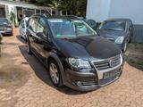 Volkswagen Cross Touran 1,4 Klimaaut.SHG Tüv Neu AHK - Volkswagen Touran mit Benzin-Antrieb: Limousine, Automatik
