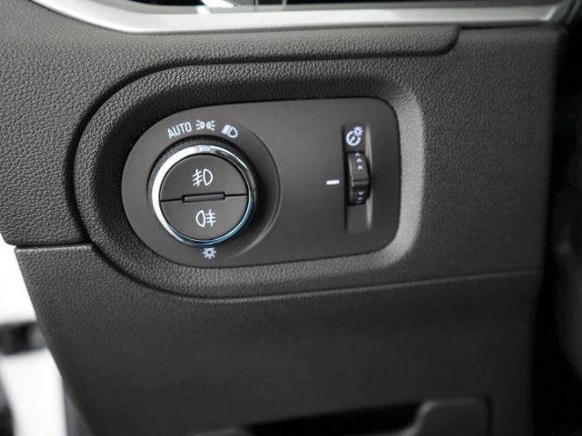 Grandland GSe PHEV 4X4 AT+AHK+NAVI+360 GRAD KAME