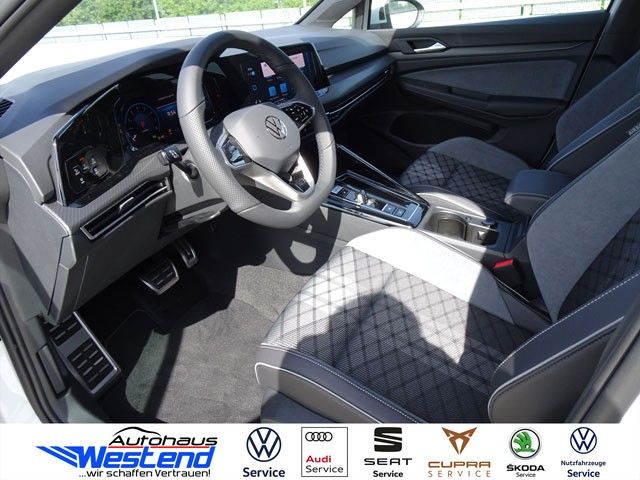 Fahrzeugabbildung Volkswagen Golf Variant R line 1.5l eTSI 110kW DSG AHK LED