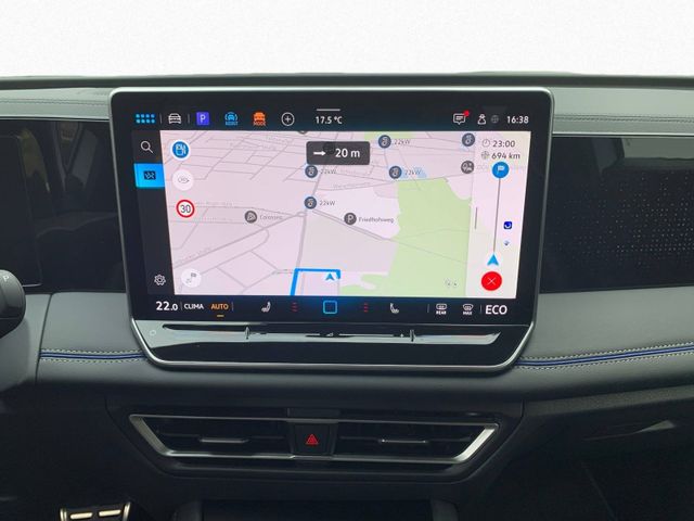 Tiguan 1.5 eHybrid DSG R-LINE AHK+NAVI+KAMERA+