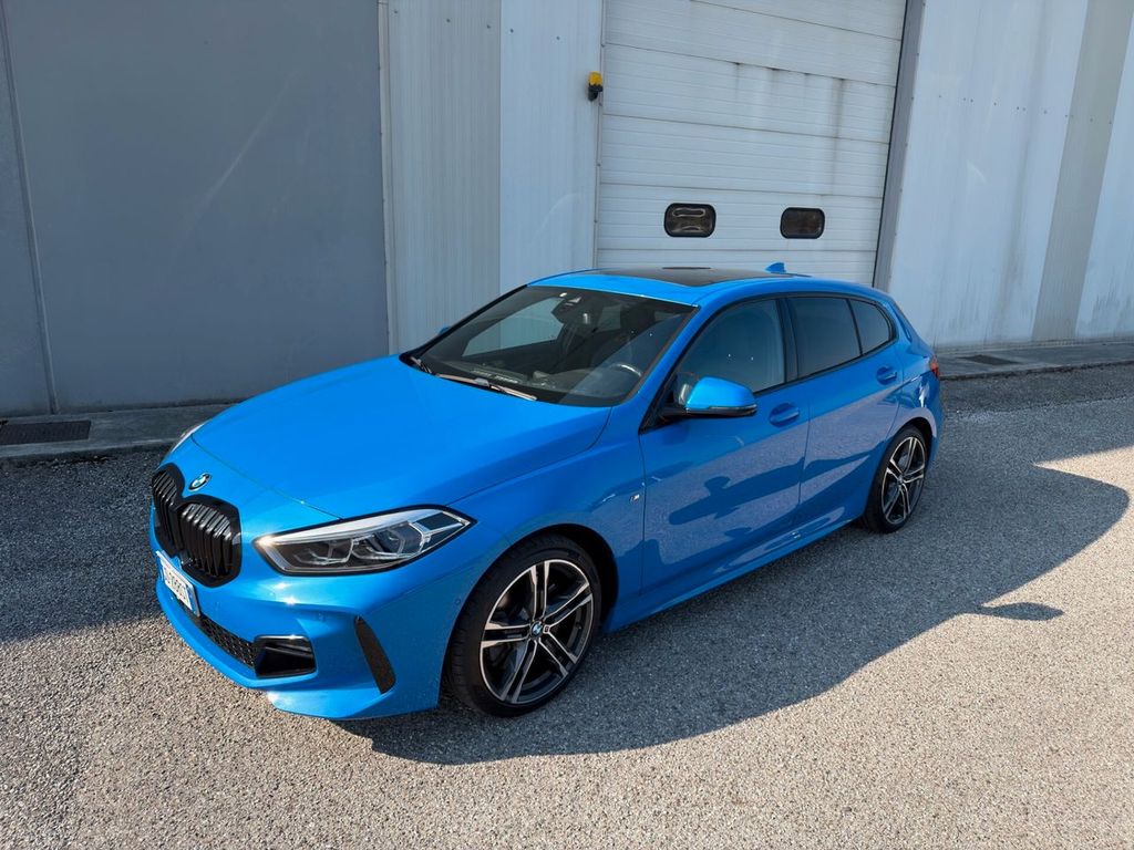 Image of BMW 120