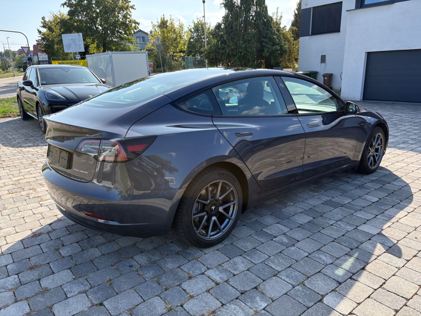 Tesla Model 3 Long Range Dual AWD foto 3