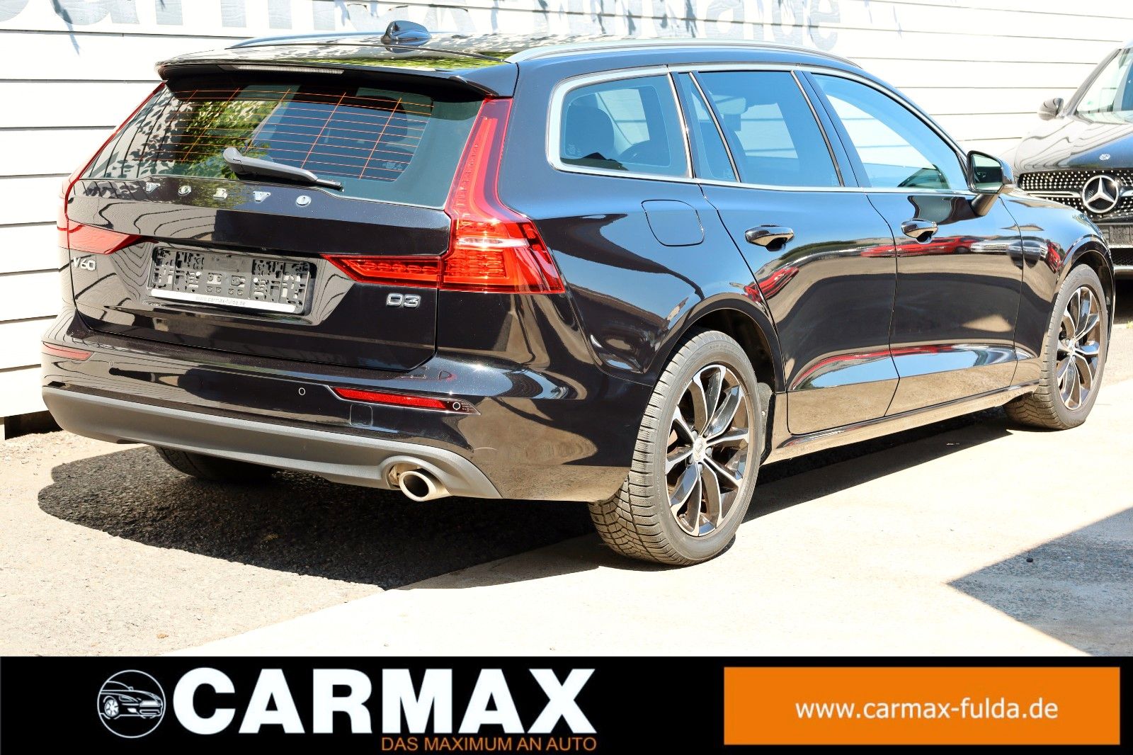 Fahrzeugabbildung Volvo V60 Kombi Momentum Pro T.Leder,Navi,LED,AppleCar