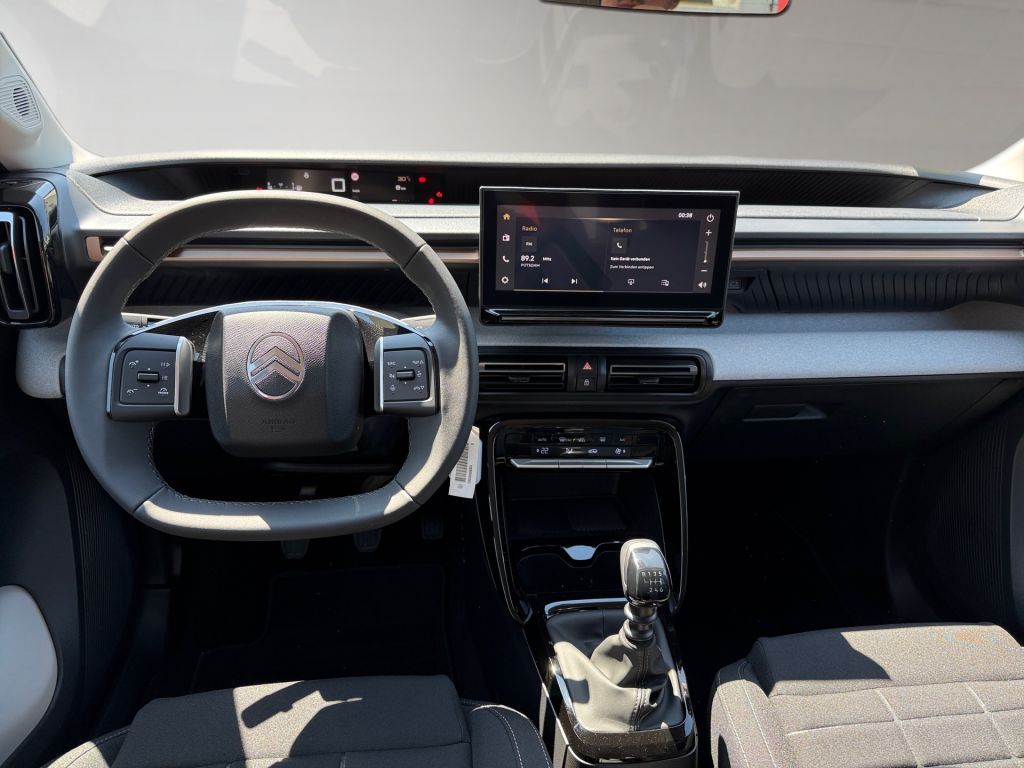 Fahrzeugabbildung Citroën C3 Aircross Turbo 100 PLUS 7-Sitzer