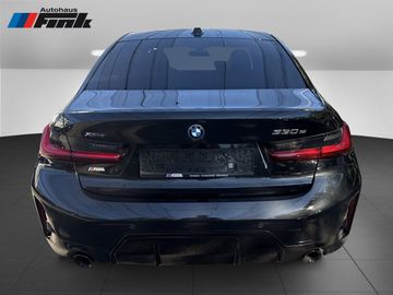 BMW 330e xDrive Limousine M Sportpaket HiFi DAB LED