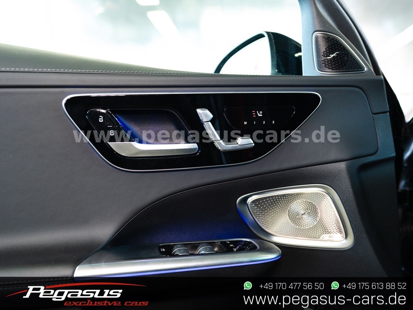 MERCEDES-BENZ C 63 AMG - 25