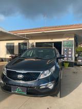 Kia Sportage 1.7 CRDI VGT 2WD Class - Kia aus 2014 mit Diesel-Antrieb: Kombi