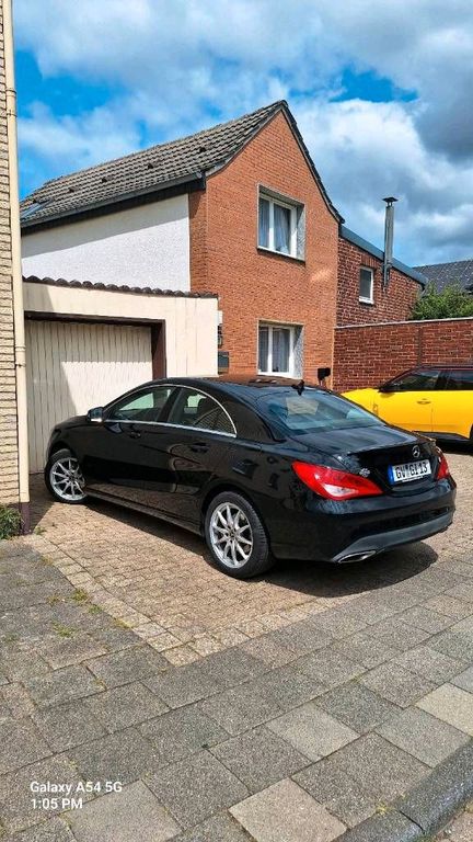 Image of Mercedes-Benz CLA 220