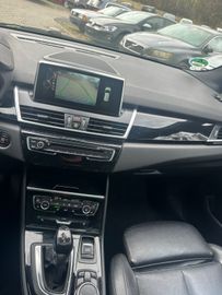BMW 218 - 9