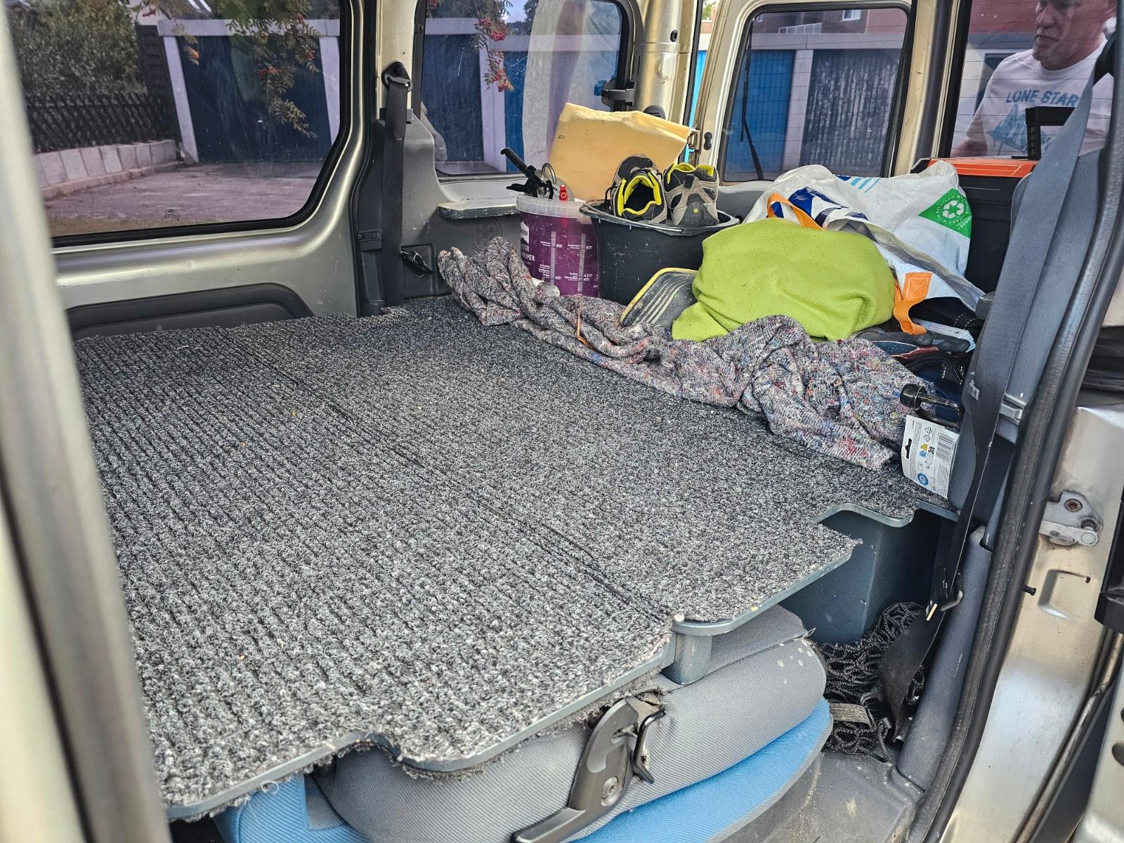 Ford Tourneo 2010 — photo 8