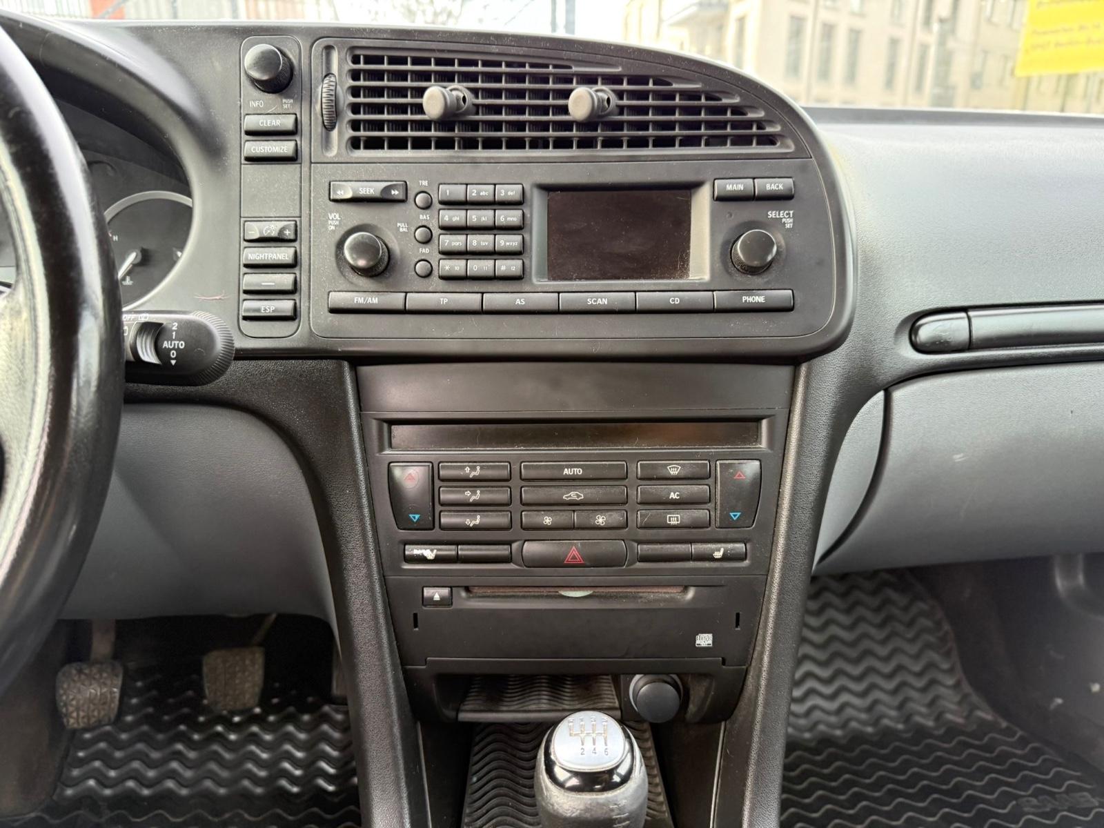 Saab 9-3 2005 — photo 16