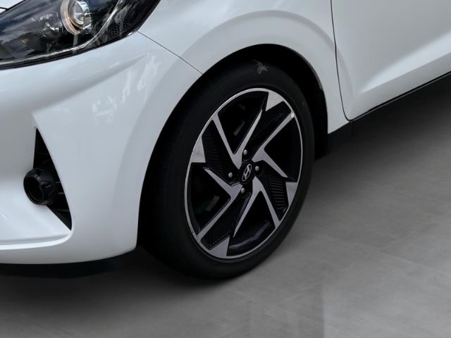 Fahrzeugabbildung Hyundai i10 1,2 Prime A/T Navi,RFK,SHZ,Klimaaut.
