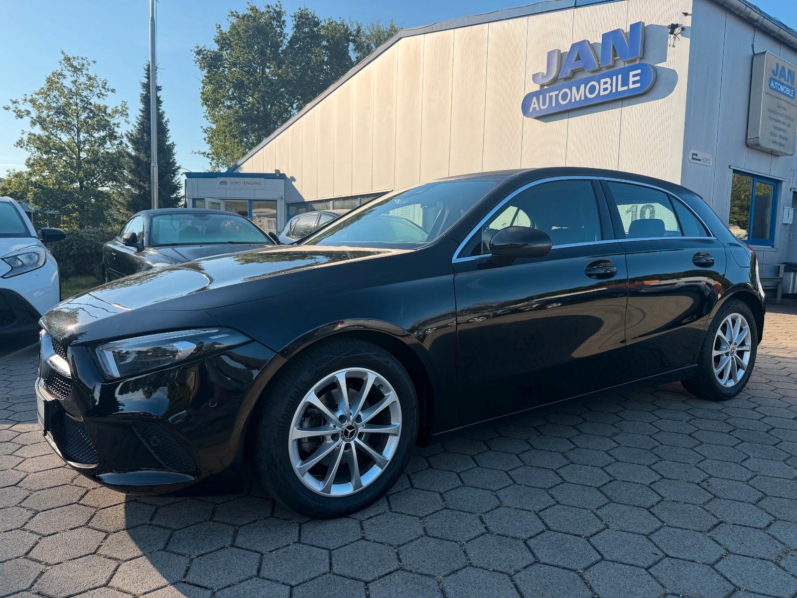 Mercedes-Benz A 180 Automatik Progressive ACC Kamera S-Heft