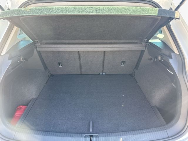 Tiguan 2.0 TDI MOVE DSG+LED+NAVI+AHK+RFK+ACC+SHZ