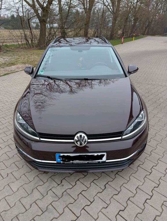 Image of Volkswagen Golf