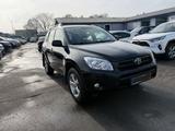 Toyota RAV 4 2.0-l-VVT-i 4x4 Sol Automatik - gebrauchte Toyota RAV 4 aus dem Jahr 2007