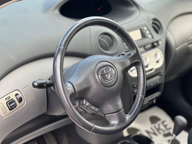 Toyota Yaris  1.0 Sol