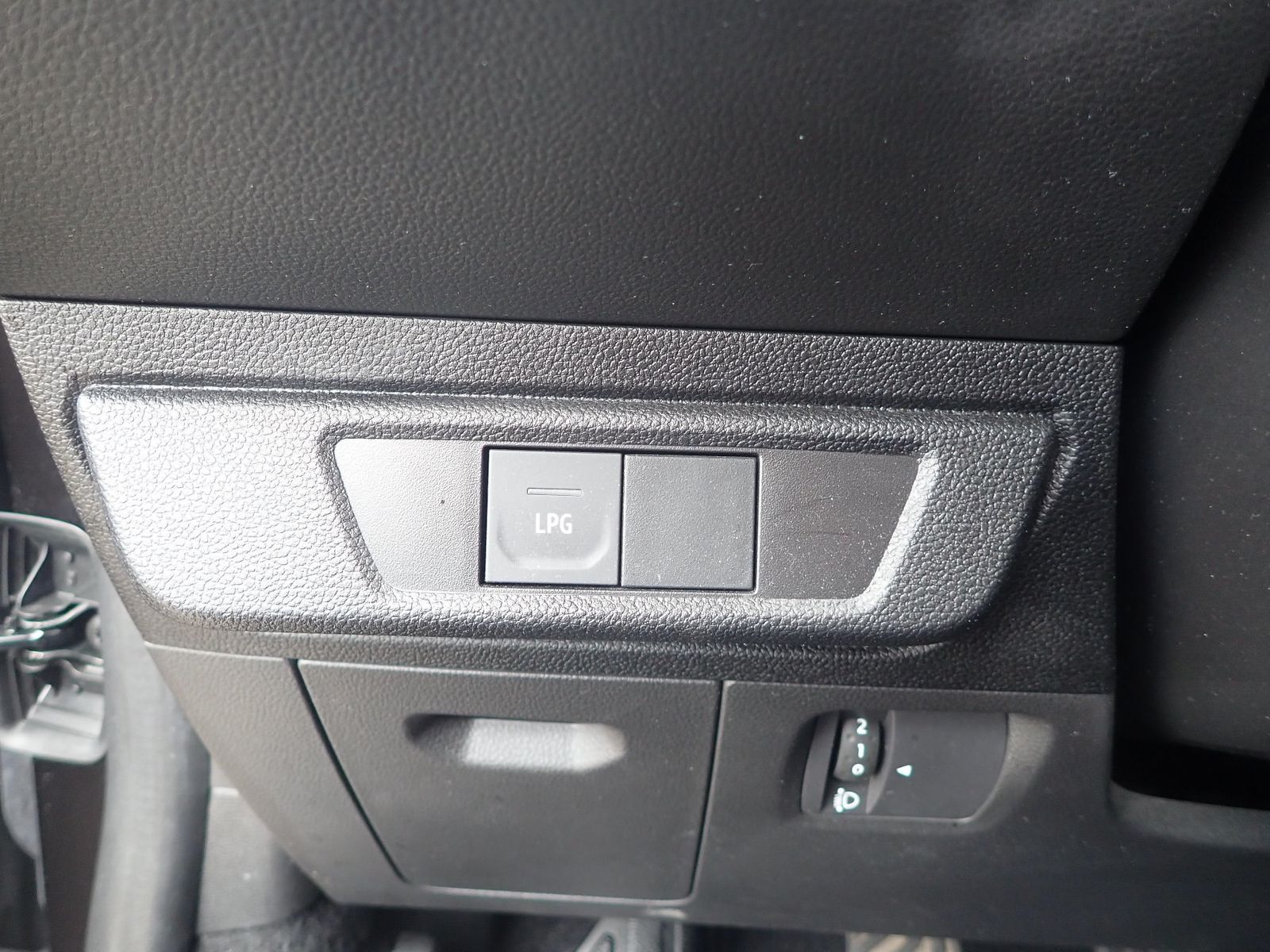 Fahrzeugabbildung Dacia Sandero Stepway Comfort TCe 100 ECO-G