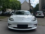 Tesla Model 3 RWD - Tesla Model 3 in Essen