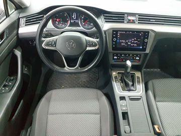 Volkswagen Passat Variant - 9