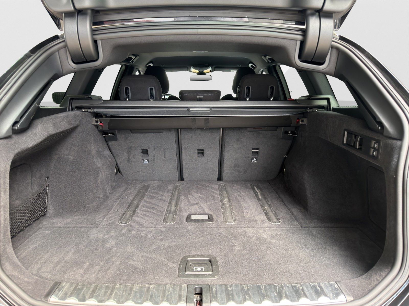 BMW 330 - Bild 15