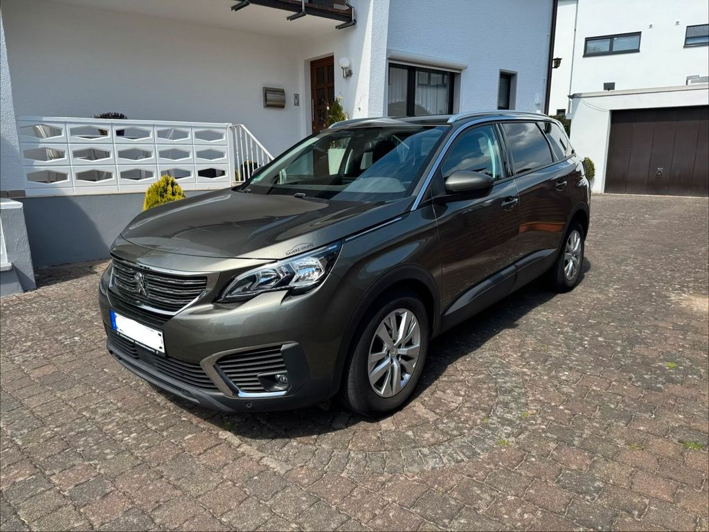 Image of Peugeot 5008