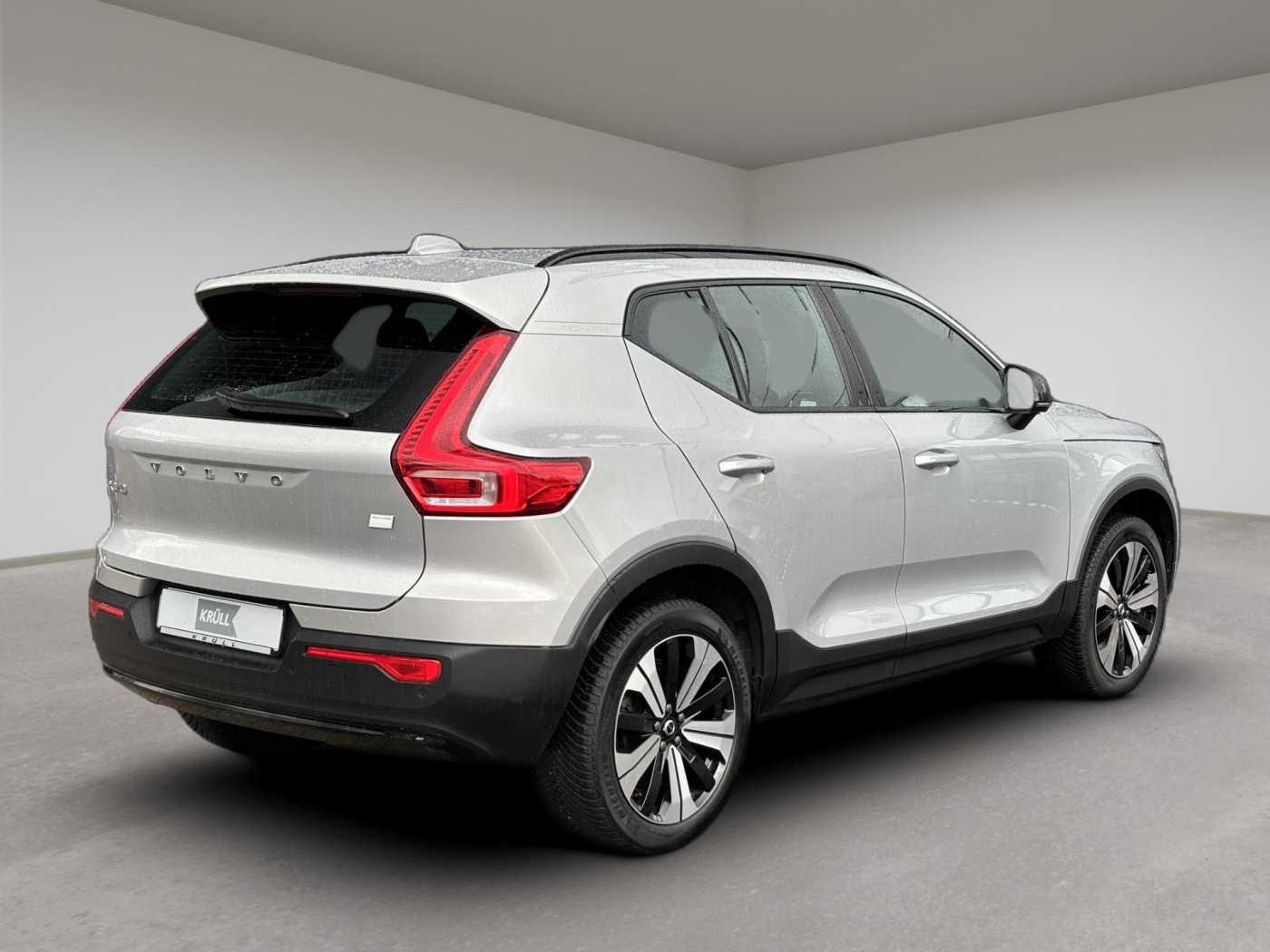Volvo XC40 Plus Recharge Pure Electric 2WD
