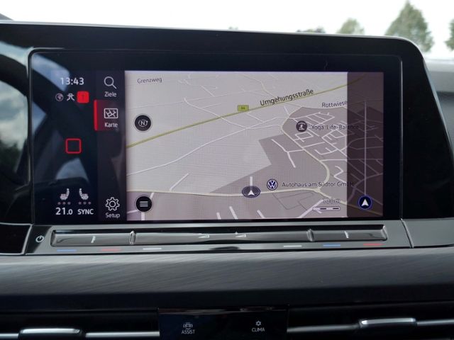 Fahrzeugabbildung Volkswagen Golf VIII Variant Style 2.0 TDI DSG LED RFK ACC