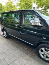 Volkswagen T5 Kombi - Volkswagen T5 Kombi mit Diesel-Antrieb: Automatik