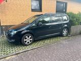 Volkswagen VW Touran Freestyle - Volkswagen Touran aus 2009: Freestyle