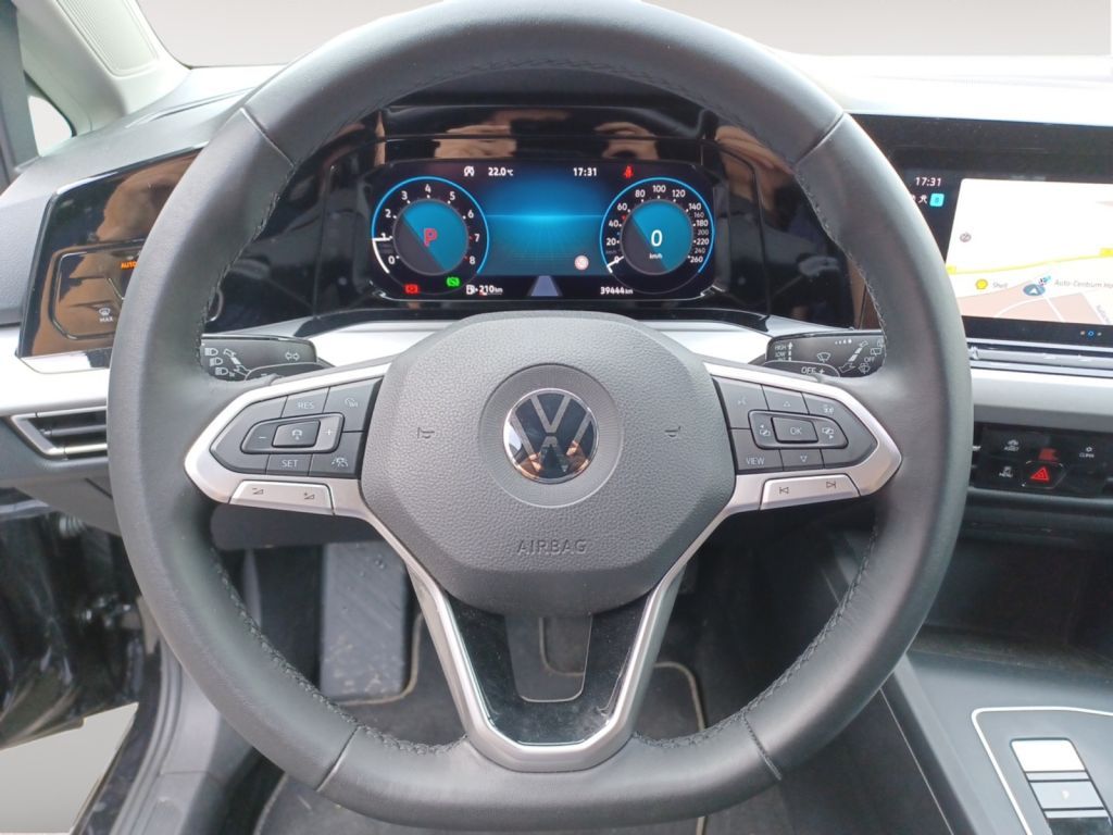 Fahrzeugabbildung Volkswagen Golf Variant 1.0 eTSI OPF DSG AHZV, ACC uvm.