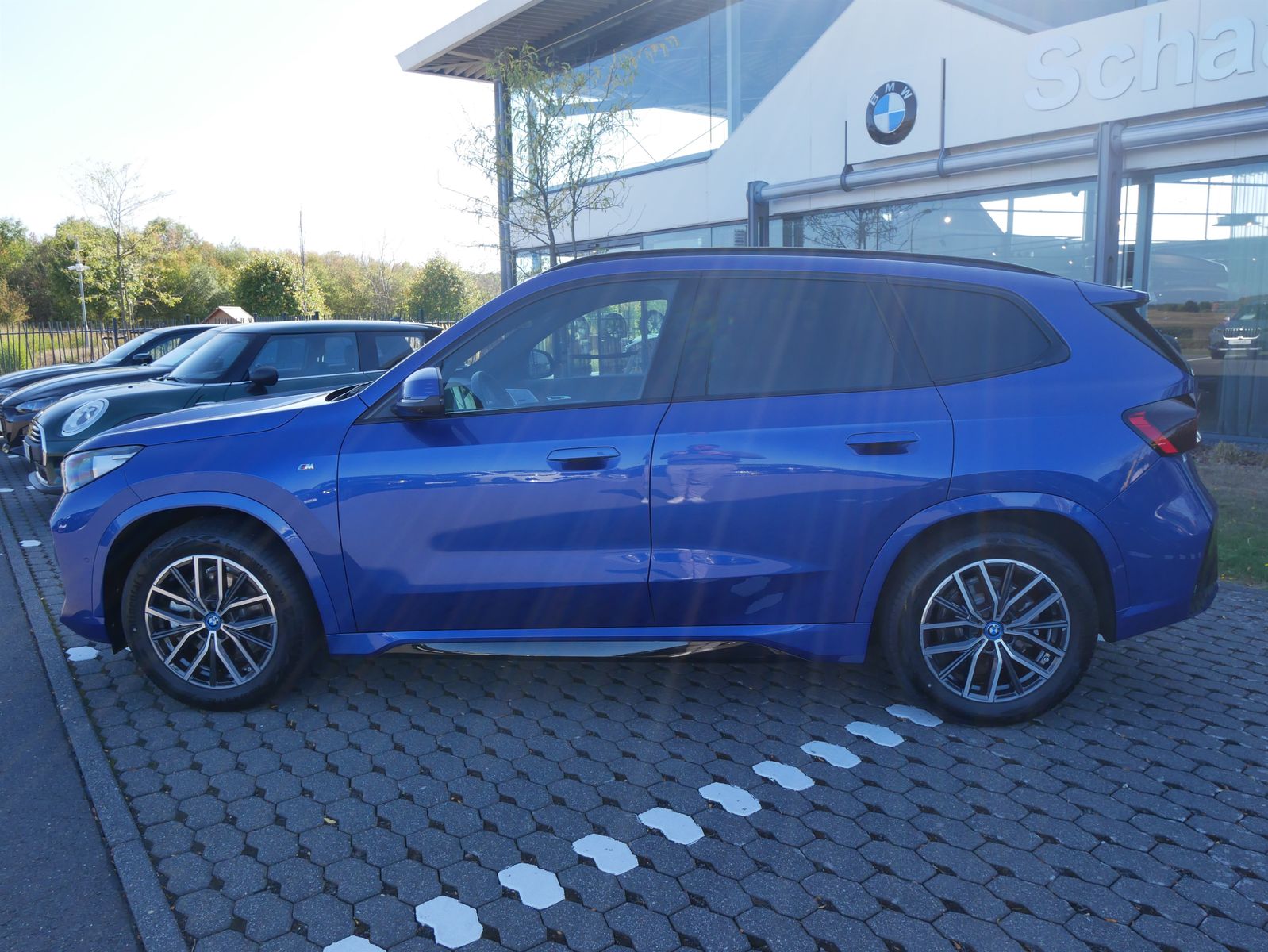 BMW iX1 xDrive30 M-Sport LHZ A-LED DA.Prof PA HiFi foto 4