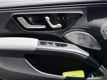 صورة مصغرة 15 لـ 2021 Mercedes-BENZ EQS