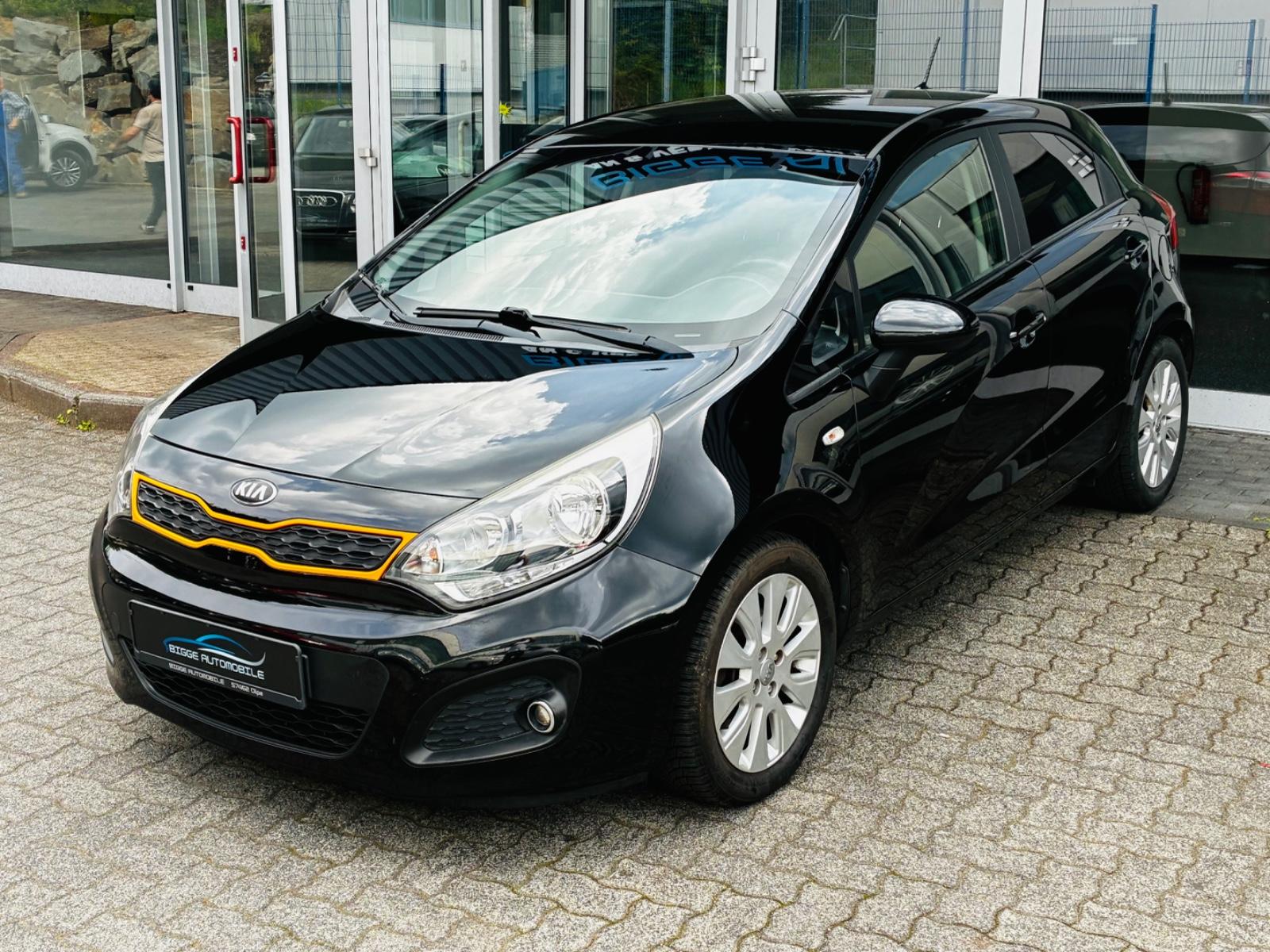 Kia Rio 1,4 Dream Team 1.Hand Scheckheft