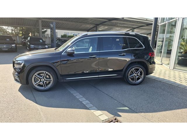 Mercedes-Benz GLB 220
