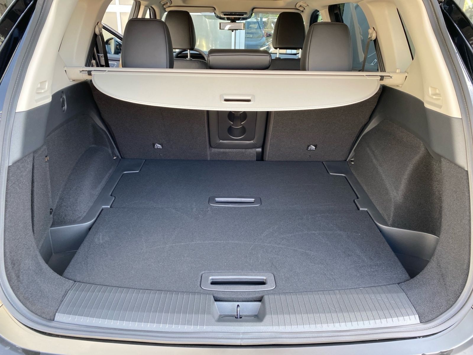 Fahrzeugabbildung Nissan X-Trail 1.5 VC-T e-Power Tekna+ e-4ORCE *20-Zoll